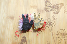 Load image into Gallery viewer, Scavenger and Fallen Prince Loth-Cat Characters Pins Or Stickers, Force Universe