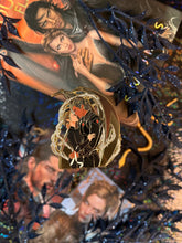 Load image into Gallery viewer, Nessian Heartmates Pin
