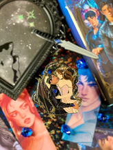 Load image into Gallery viewer, Elain and Azriel Heartmates Pin
